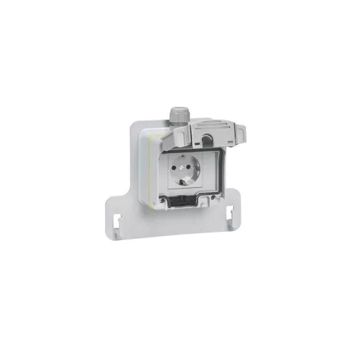 LEGRAND 090472 Green'up Access 2P+F 16 A EV műanyag falonkívüli aljzat