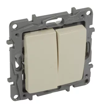 LEGRAND 764606 Niloé 105 csillár kapcsoló bézs