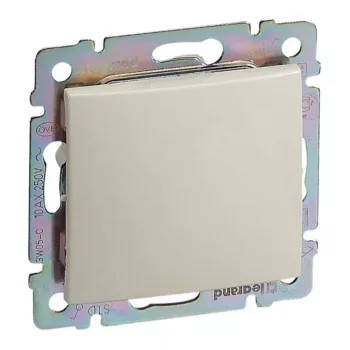 LEGRAND Valena 774307 107 kapcs. e. csont