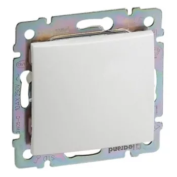LEGRAND 774401 Valena Egy pólusú kapcsoló fehér