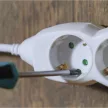 EMOS P0421R Elosztós hosszabbító 4-es 1,5m 230V